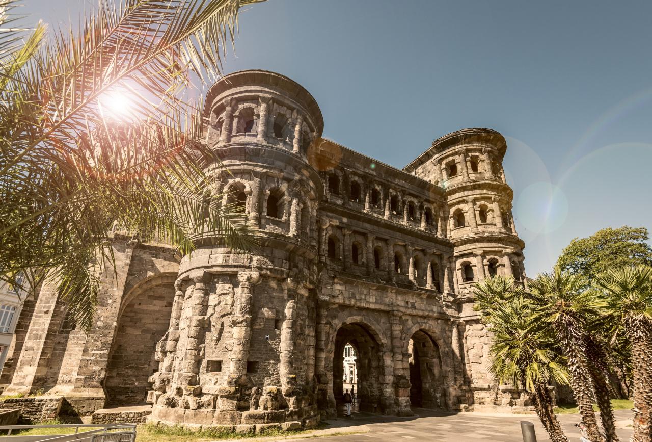 Mosel_Porta-Nigra_Trier_Ketz_1328872737_Gold