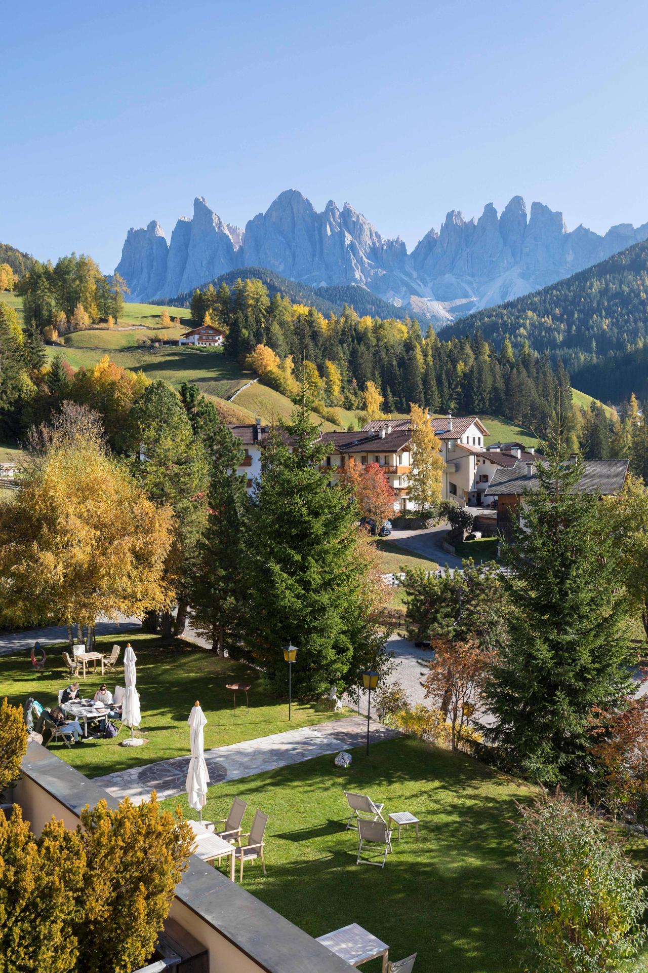 CMH Hotel Tyrol Dolomites Slow Living Sommer Outdoor 