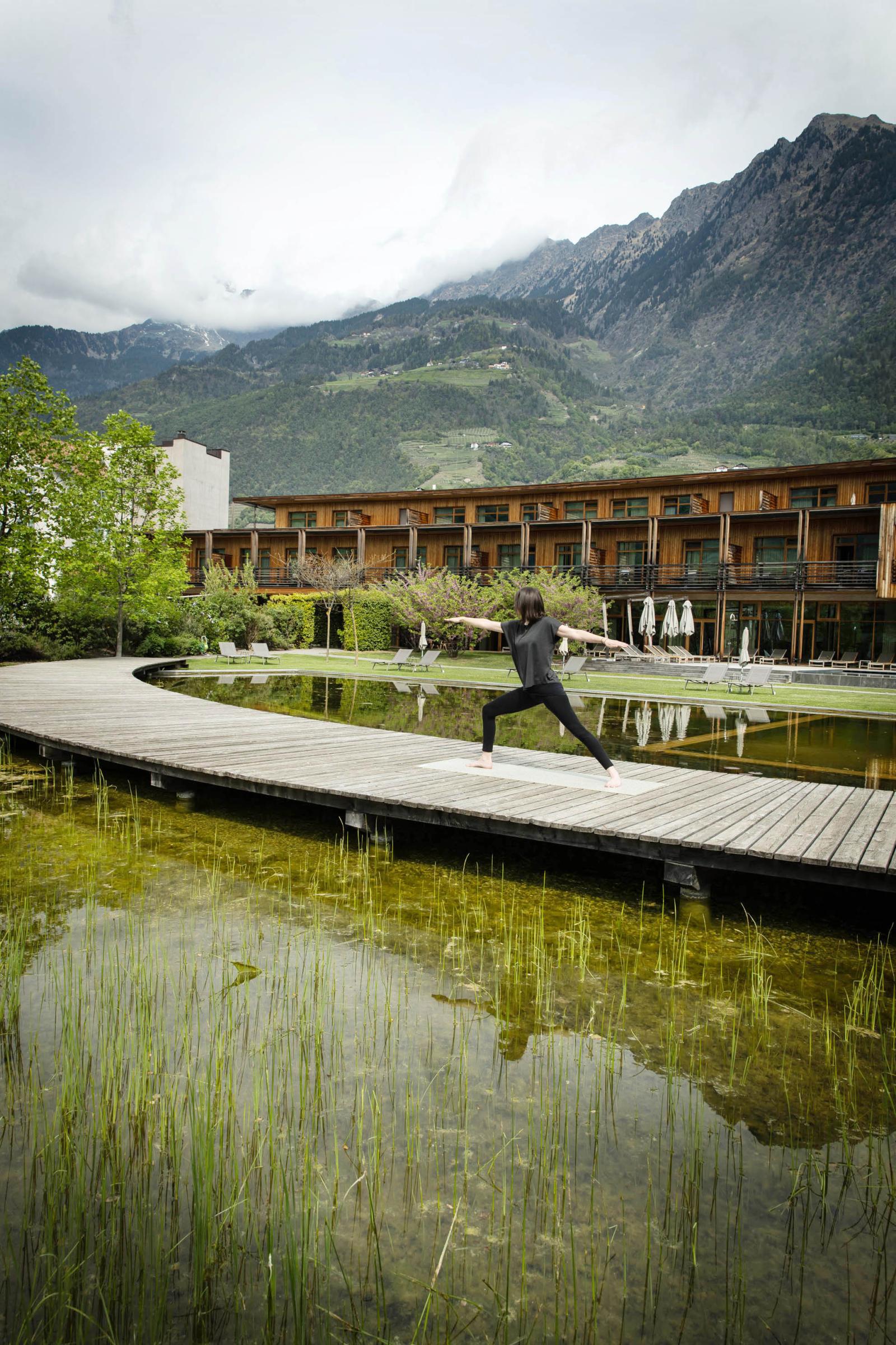 CMH_VillaVerde_Yoga im Garten