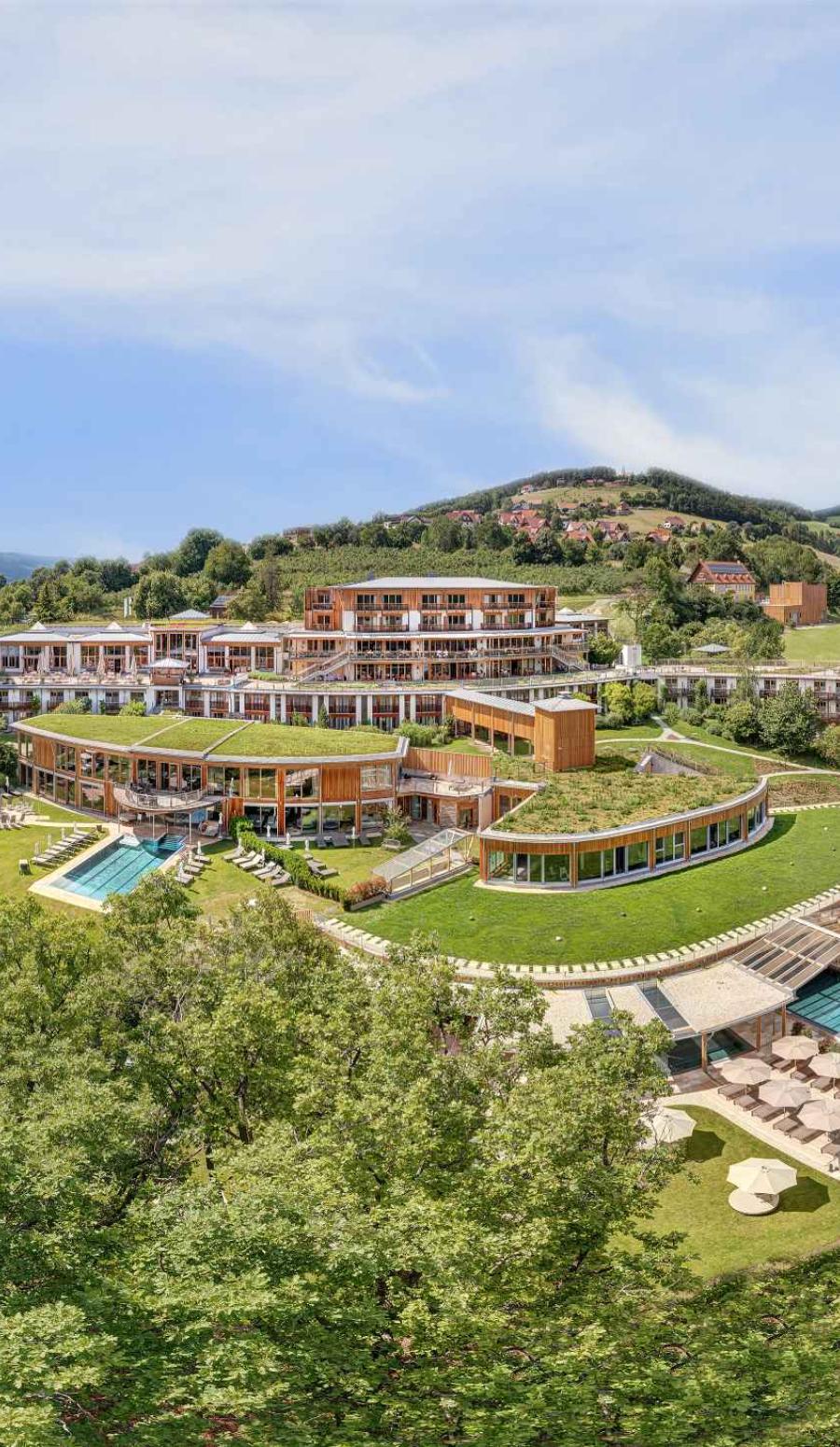 Change Maker Hotel Retter Bio Natur Resort Poellauberg Luftbild