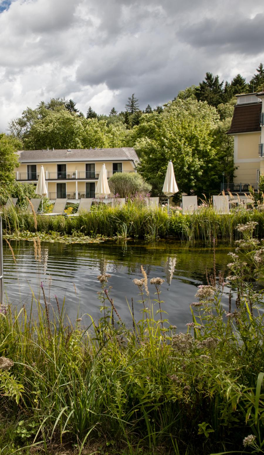 Mensch am Naturbadeteich Kothmühle