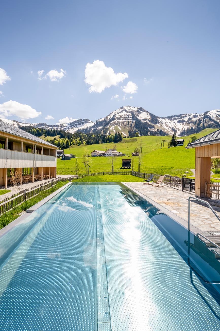Change Maker Hotels Fuchsegg Eco Lodge mit Pool und Bergblick 