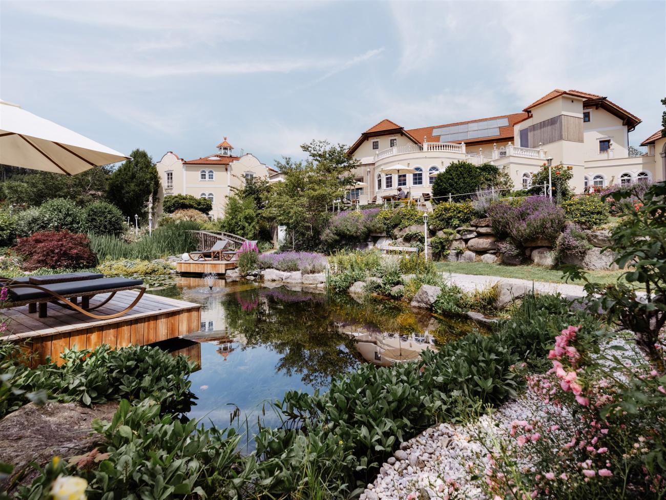 Change Maker Hotel Bergerght Muehlviertel Seerosenteich