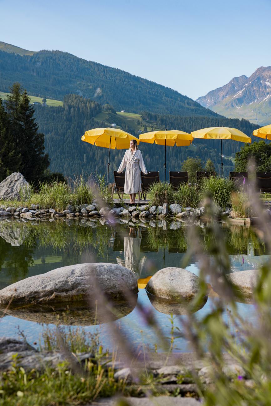 Change Maker Hotel Sonnberghof Pool Kräuter