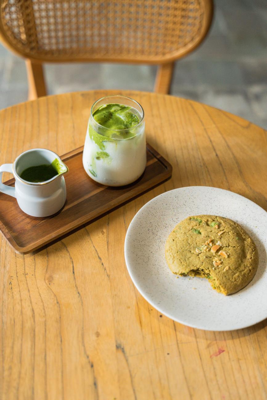 Matcha und Cookie