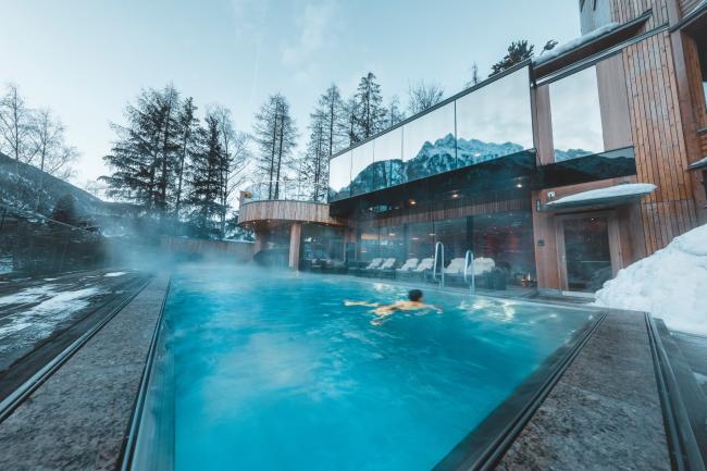 Change Maker Hotel Waldklause Oetztal Tirol Pool Winter