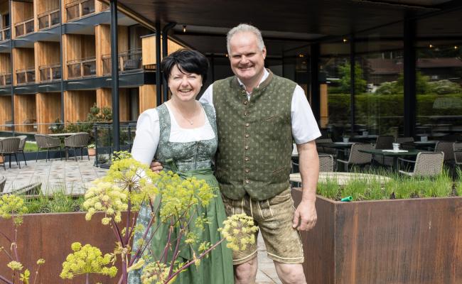 Portrait von Christine und Franz Riedlsberger Gut Sonnberghof