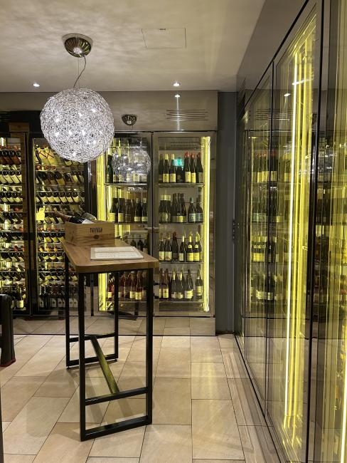 Weinschrank im Naturresort & Spa Schindelbruch