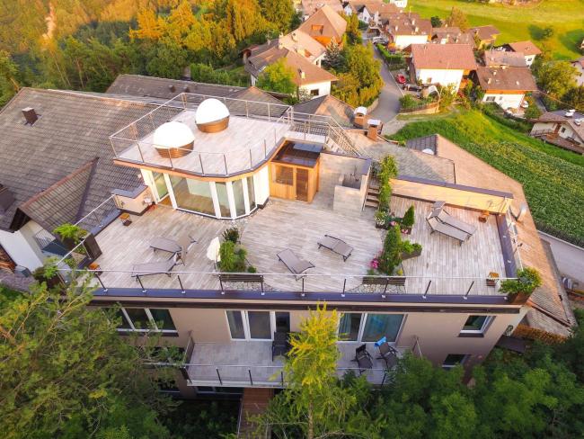 Dachterrasse im Bio- & Bikehotel Steineggerhof