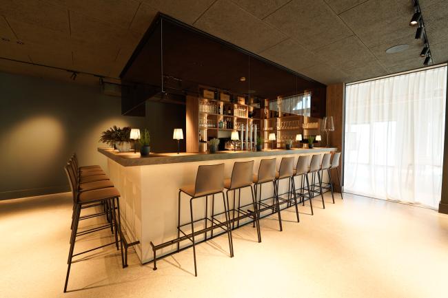 ChangeMakerHotel_Nils TapasBar