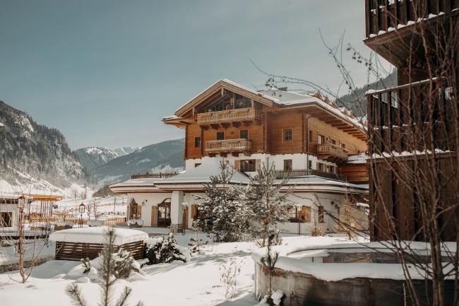 Hotel-Außenansicht Moar Gut