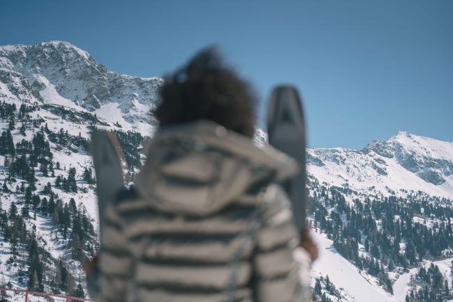 Ausblick auf verschneite Berge