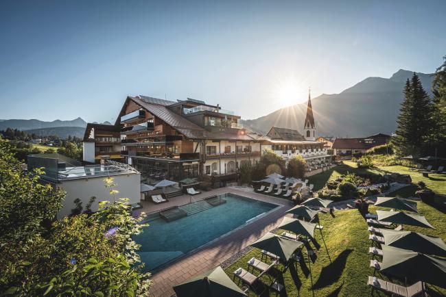 Hotel Klosterbräu Außenansicht Sommer