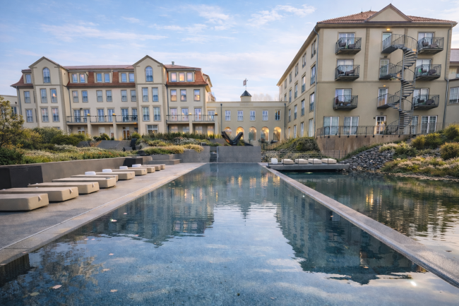 Schindelbruch neuer Außenpool: KI-generiertes Vorschaubild