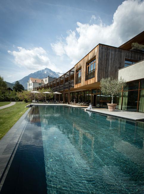 CMH_VillaVerde_Pool Holzbau