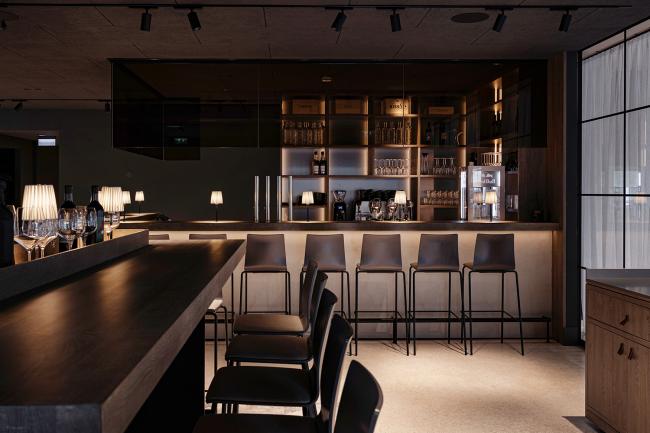 Bar im Atelier 7121 im Nils am See