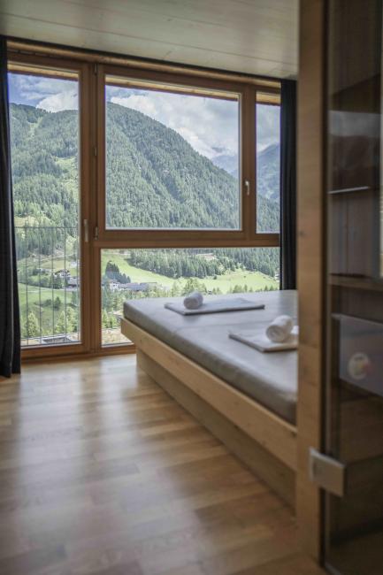 Zimmer mit Bergblick im Gradonna Mountain Resort