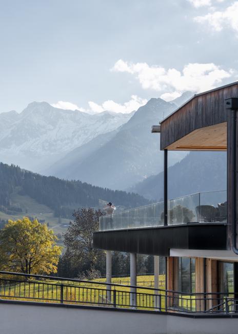 CMH_GutSonnberghof_Herbst_Terrasse
