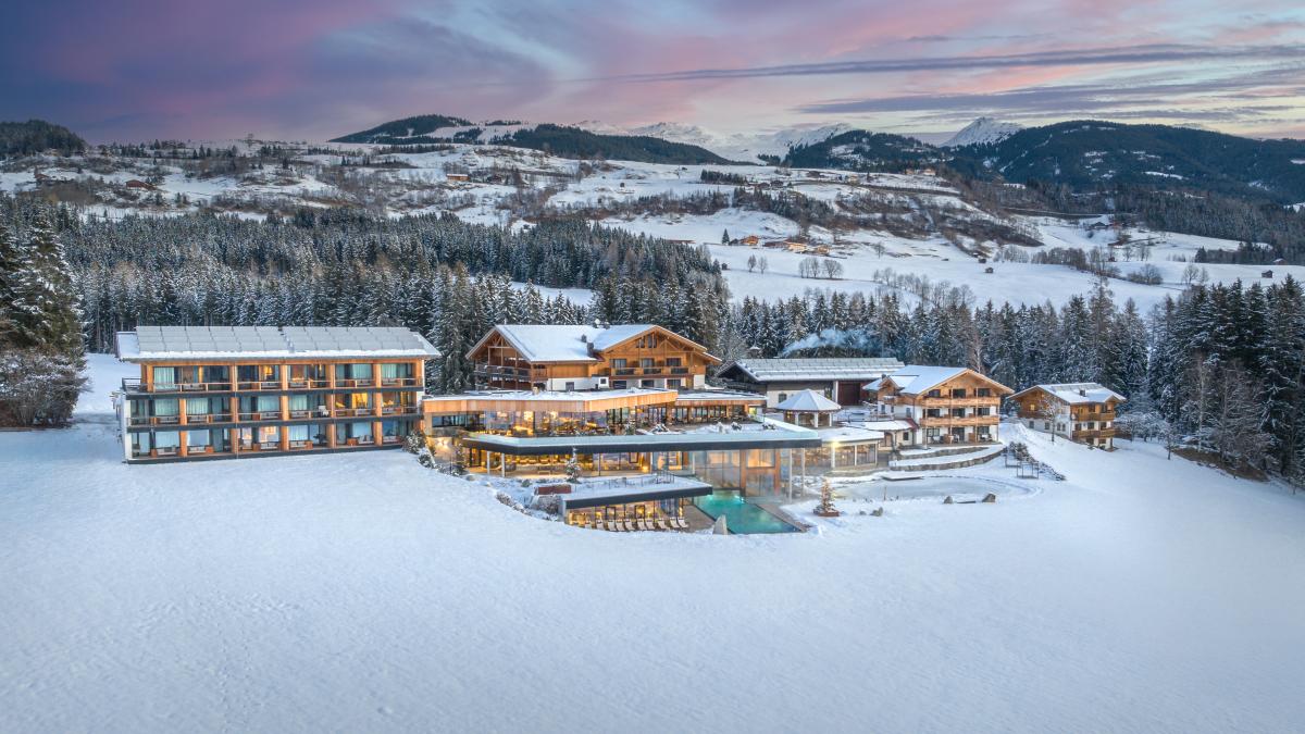 Change Maker Hotel Sonnberghof Ansicht Winter