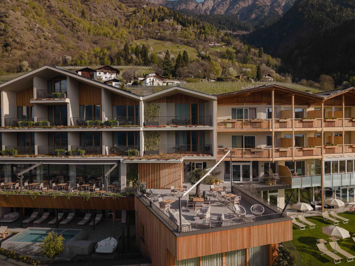 Niedermair Nature Retreat Hotel Außenansicht